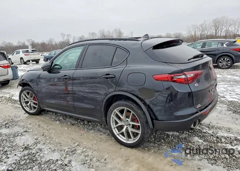 2018 Alfa Romeo Stelvio Sport z USA, uszkodzony, nr VIN ZASFAKPN4J7B97601